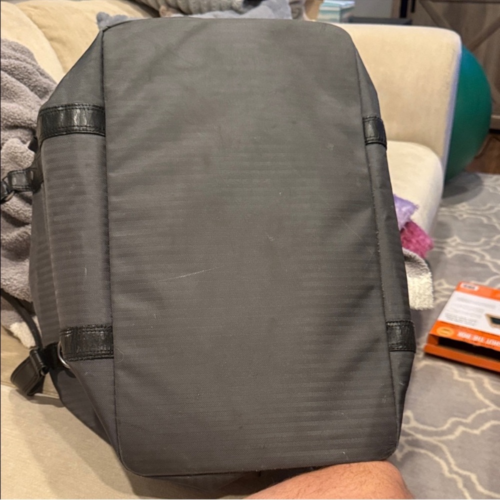 Cutter & Buck Black Duffel Bag - Picture 4 of 5
